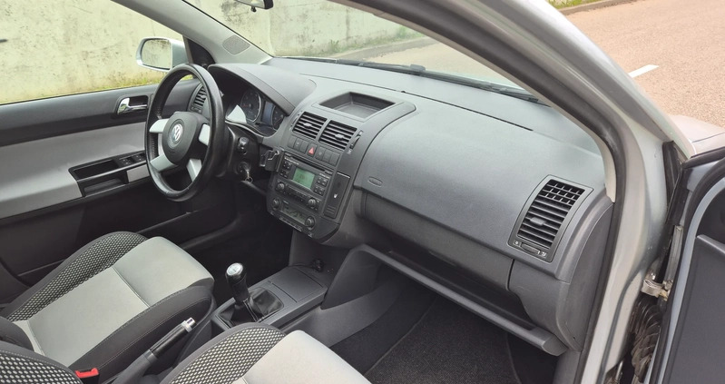 Volkswagen Polo cena 14600 przebieg: 227000, rok produkcji 2006 z Białystok małe 172